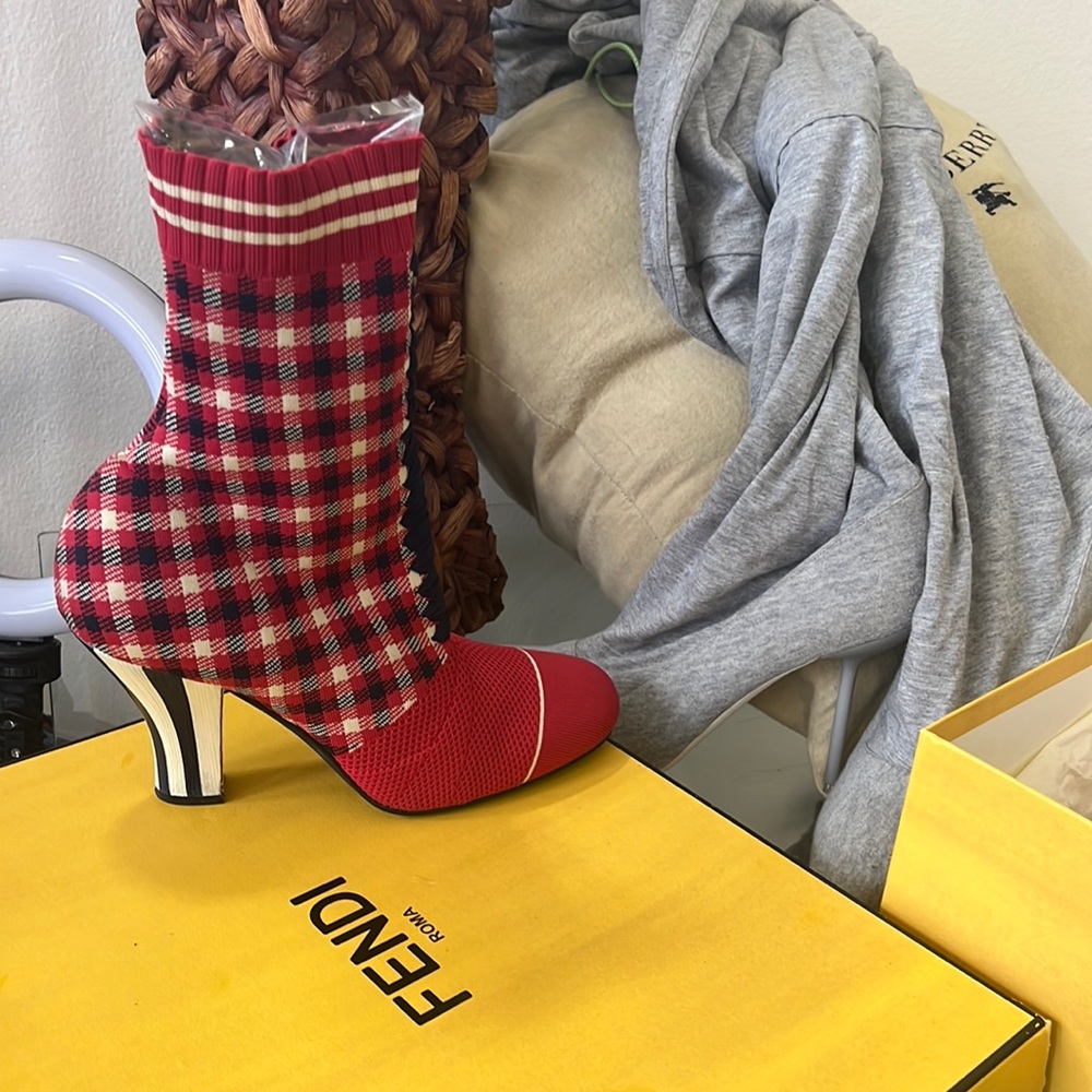 Fendi boots